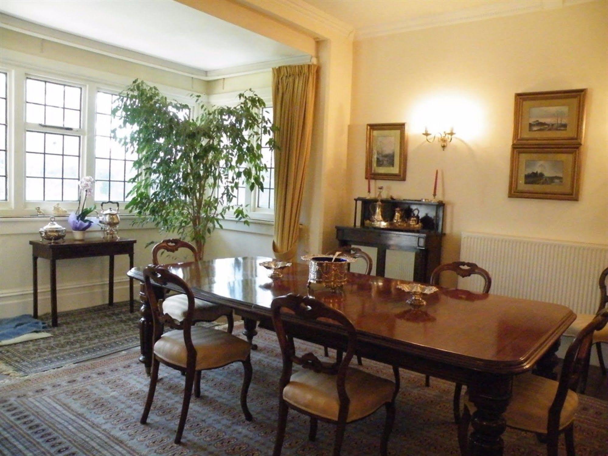 Broadlands Gate Bed and Breakfast Brockenhurst Eksteriør billede