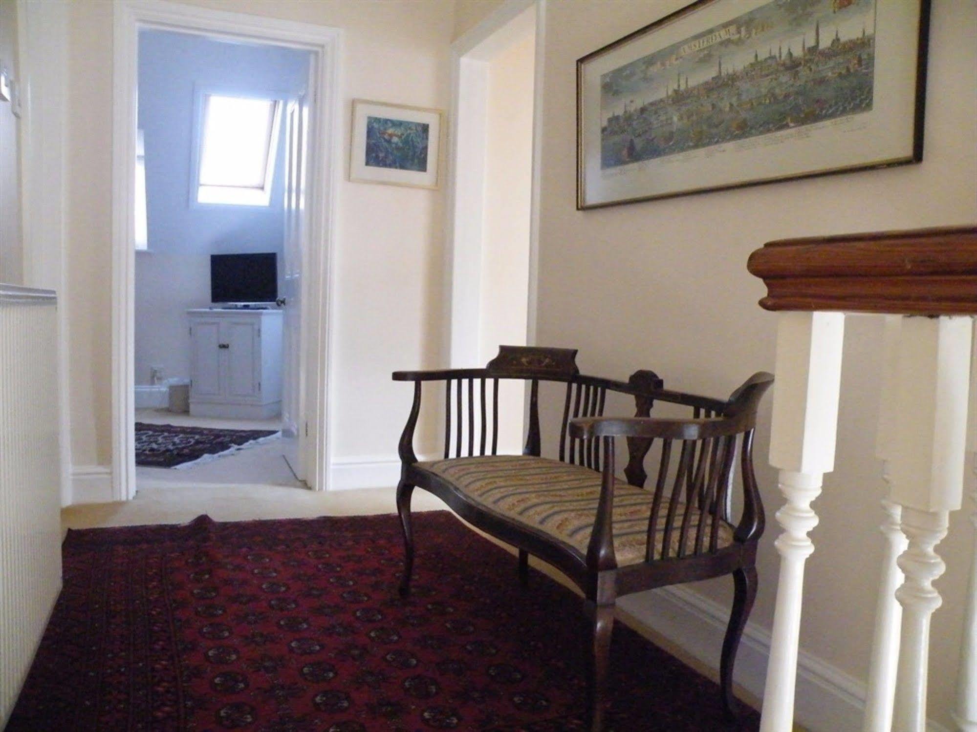 Broadlands Gate Bed and Breakfast Brockenhurst Eksteriør billede